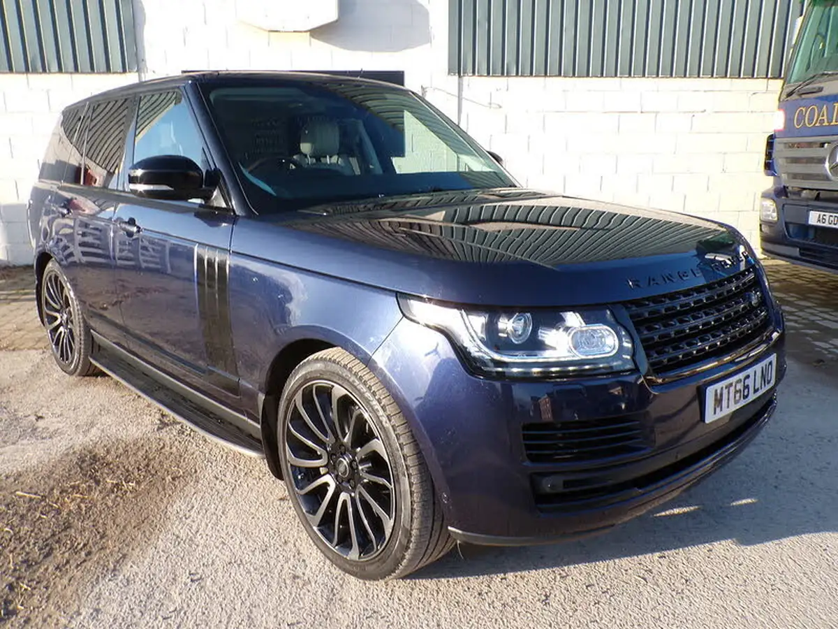 2016-land-rover-range-rover-44-sdv8-vogue-se-44sd-v8-awd-big-8