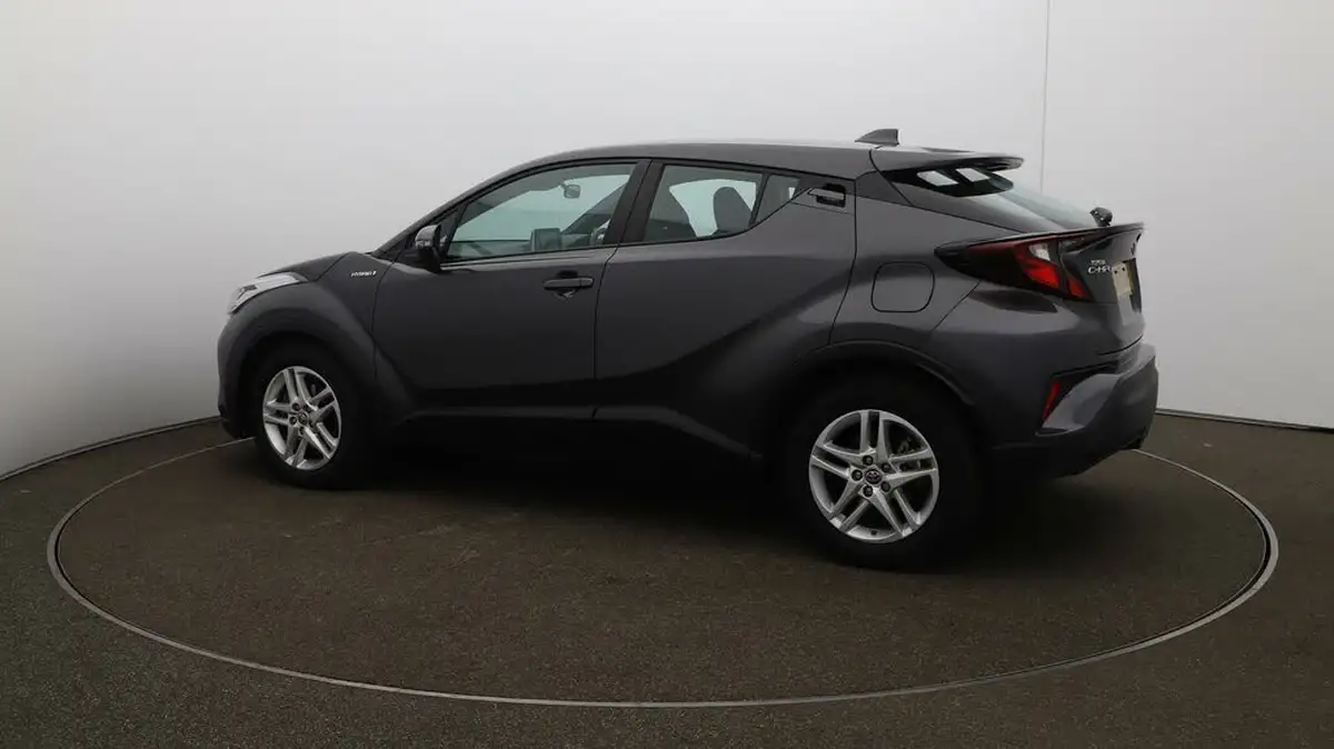 2021-toyota-c-hr-18-vvt-i-icon-big-40