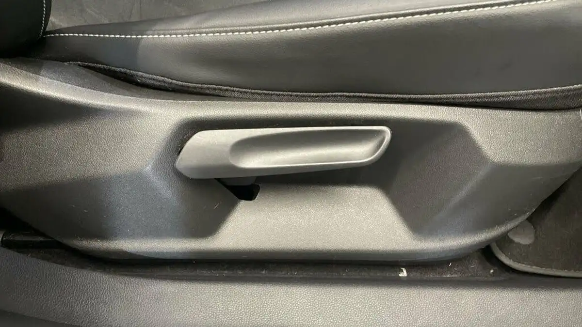 2023-seat-ateca-15-ecotsi-xperience-dsg-big-22