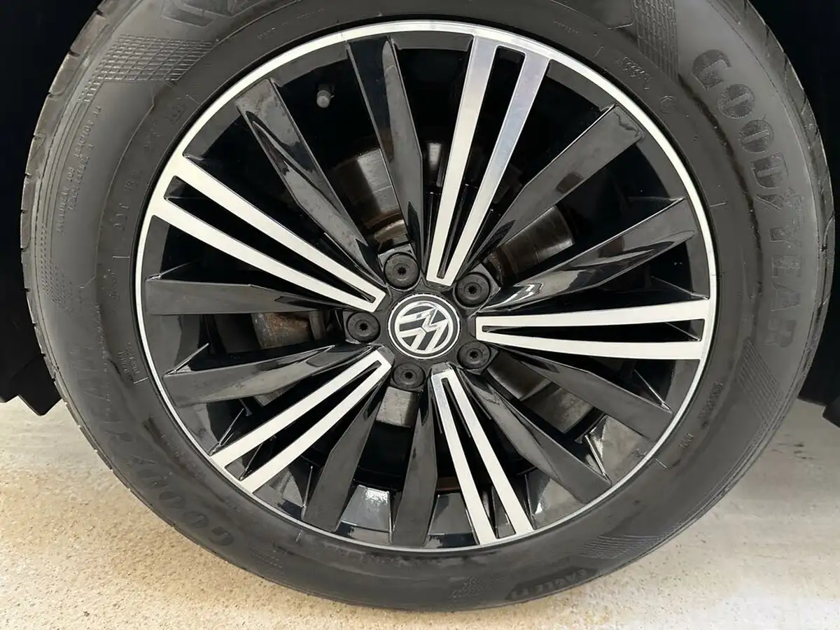 2018-volkswagen-tiguan-20tdi-se-navigation-150ps-ss-big-33