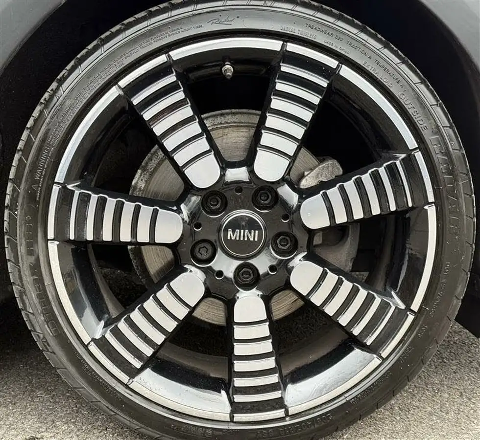 2021-mini-cooper-15-cooper-exclusive-hatchback-5d-auto-big-4