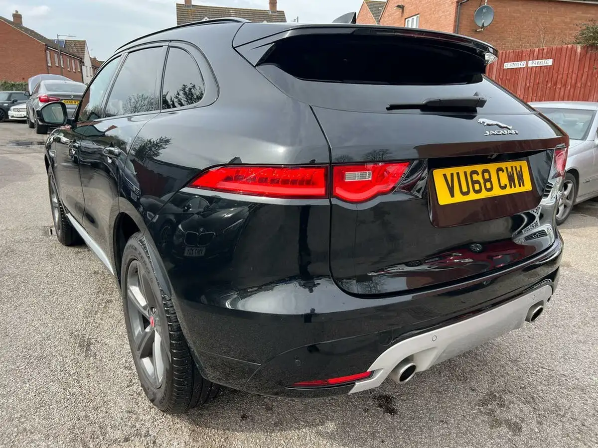 2019-jaguar-f-pace-30td-s-v6-ss-big-9