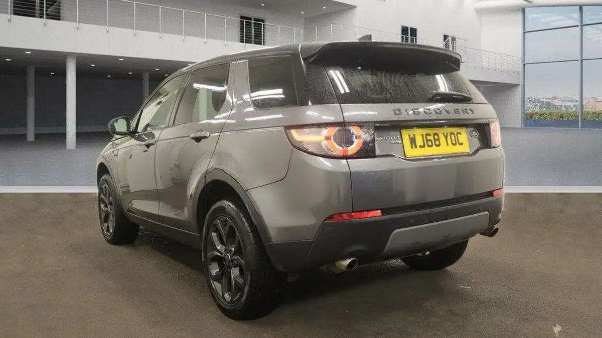 2018-land-rover-discovery-sport-20td4-landmark-big-15
