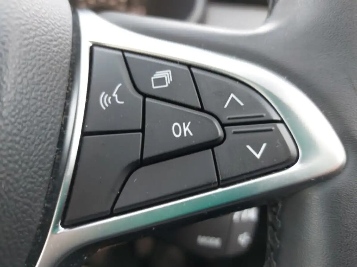 2022-dacia-sandero-stepway-10-tce-prestige-90bhp-big-17