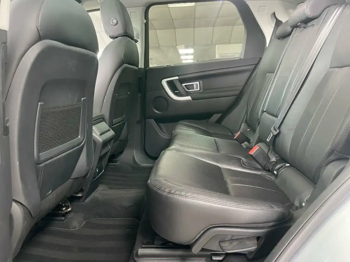 2017-land-rover-discovery-sport-20ed4-hse-big-23