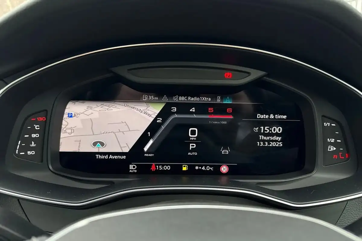 2021-audi-a6-avant-30-50-tdi-black-edition-big-40