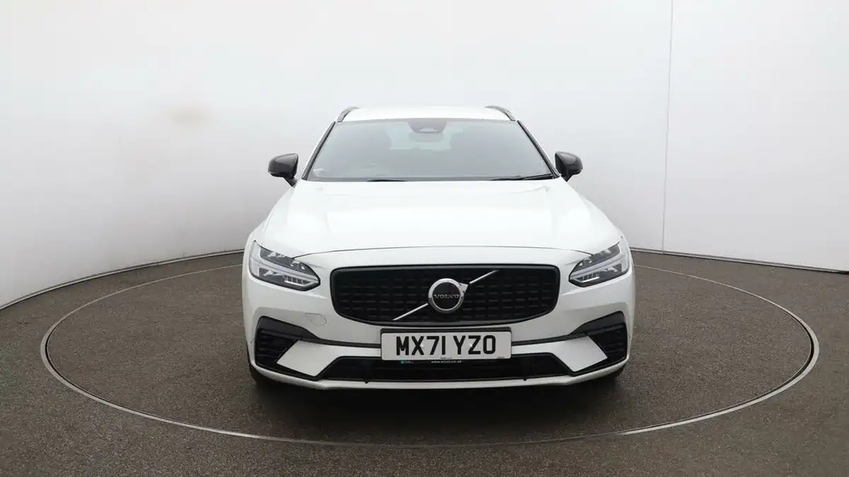 2021-volvo-v90-20-t6-r-design-350bhp-big-2