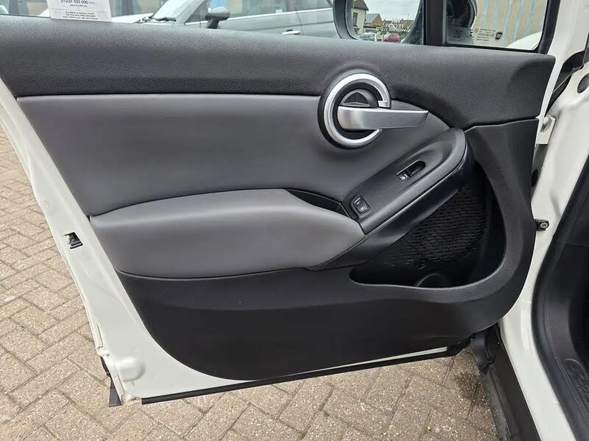 2016-fiat-500x-16-e-torq-pop-plus-big-23