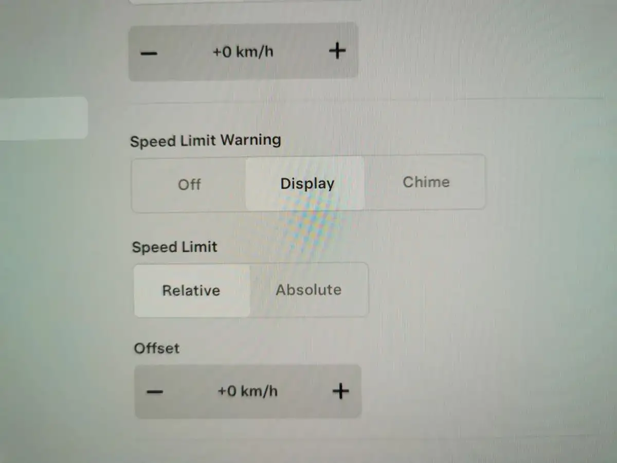 2023-tesla-model-y-e-rwd-big-25
