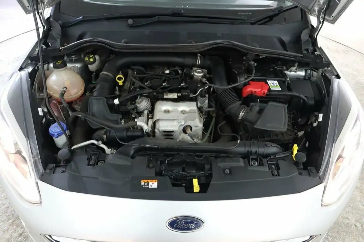 2018-ford-fiesta-10t-zetec-5d-big-9