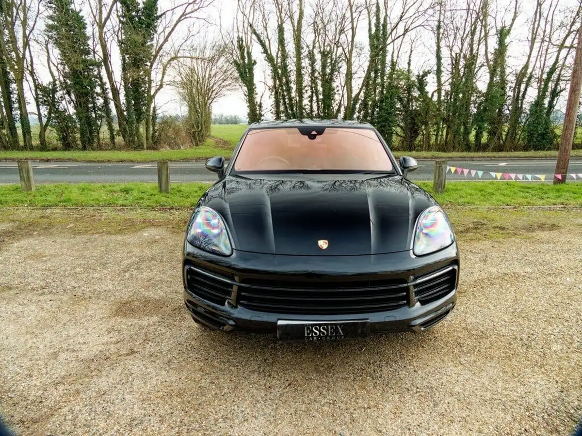 2020-porsche-cayenne-30-v6-coupe-big-13