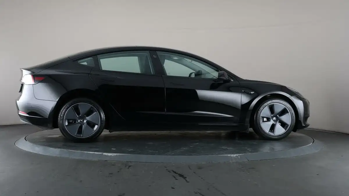 2021-tesla-model-3-e-standard-plus-big-59