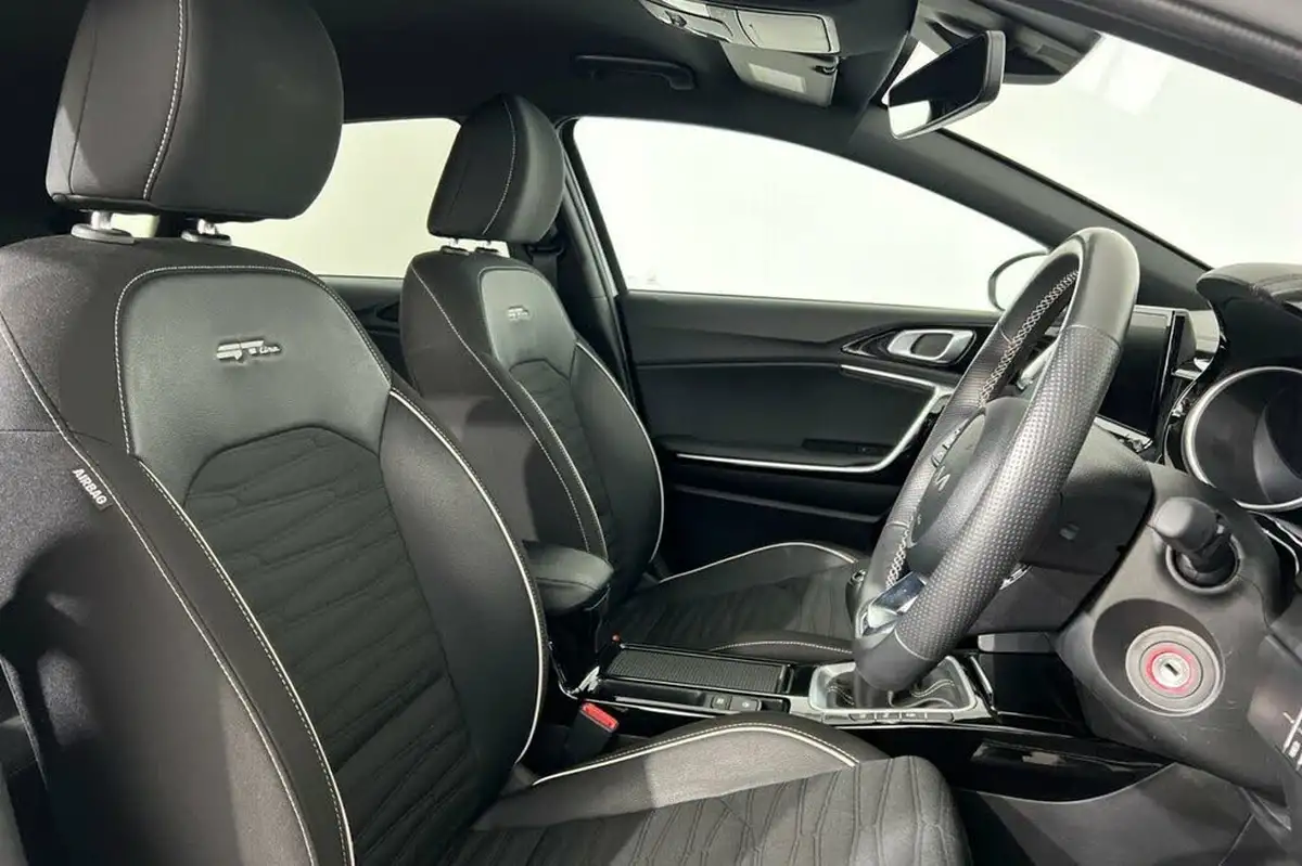2024-kia-ceed-15-t-gdi-gt-line-158bhp-big-21