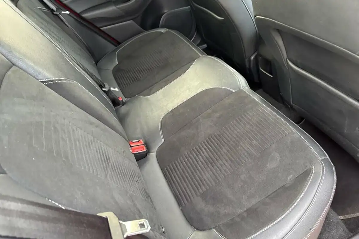 2018-ford-fiesta-15t-st-3-5d-big-7