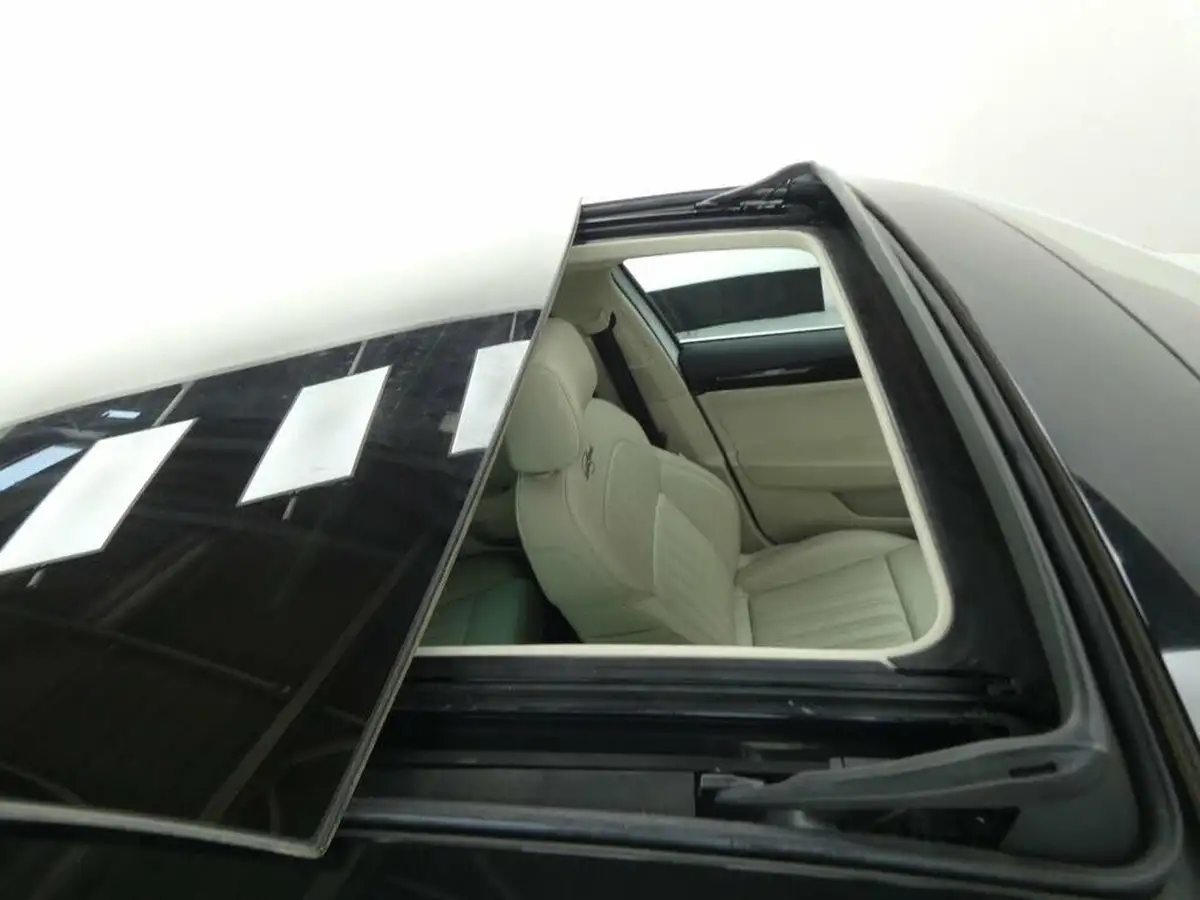 2021-skoda-superb-14-tsi-laurin-klement-hatchback-big-18