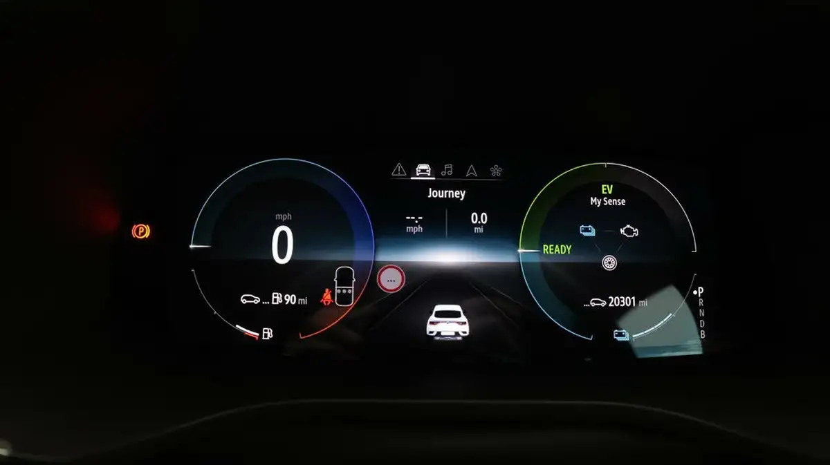 2023-renault-arkana-16-e-tech-engineered-big-10