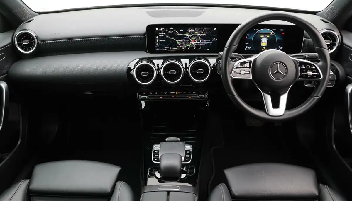 2019-mercedes-benz-a-class-15d-a180d-sport-executive-hatchback-5d-7g-dct-big-13