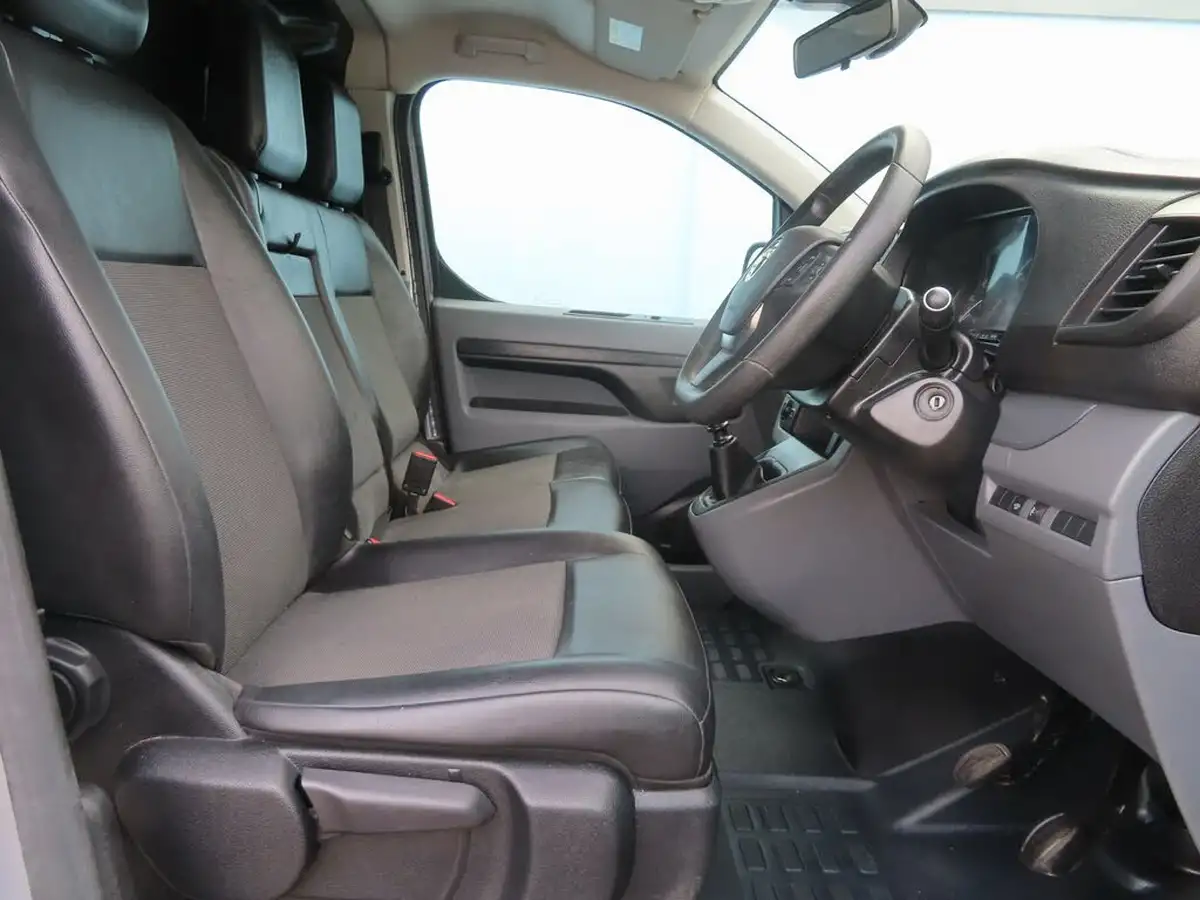 2021-vauxhall-vivaro-20td-3100-l1h1-sportive-120pseu6dt-big-37