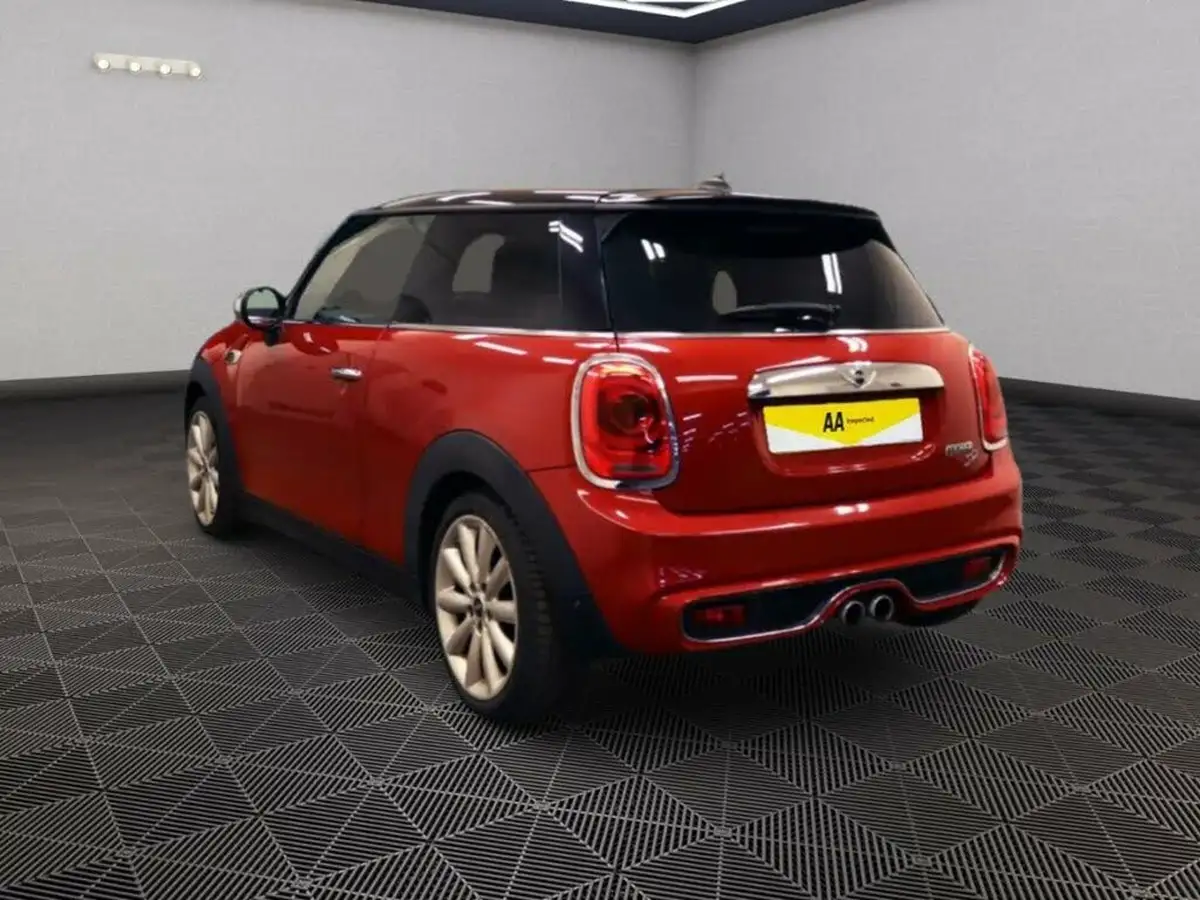 2015-mini-cooper-20td-cooper-sd-170bhp-ss-hatchback-3d-big-2