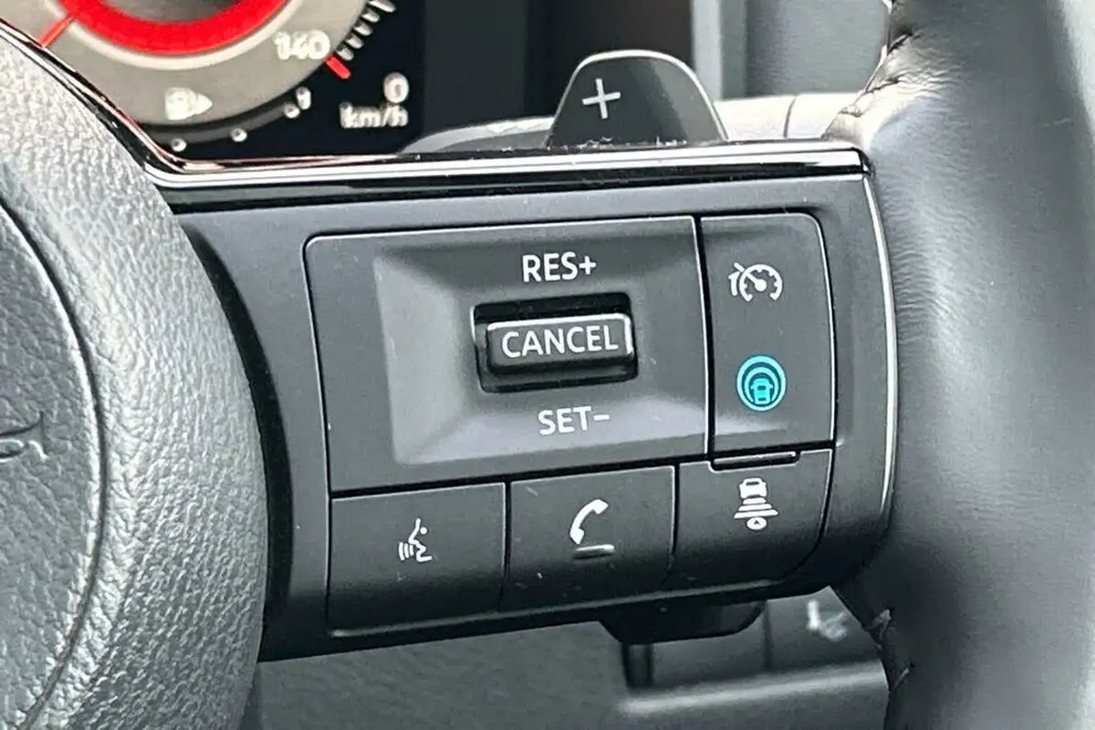 2021-nissan-qashqai-13-dig-t-premiere-edition-158ps-x-tronic-big-41