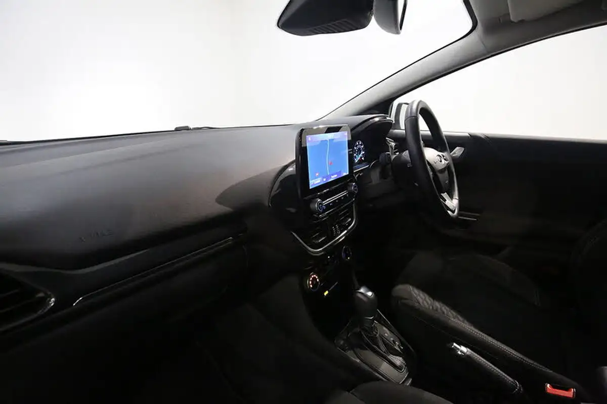 2022-ford-puma-suv-10-titanium-125ps-auto-big-17
