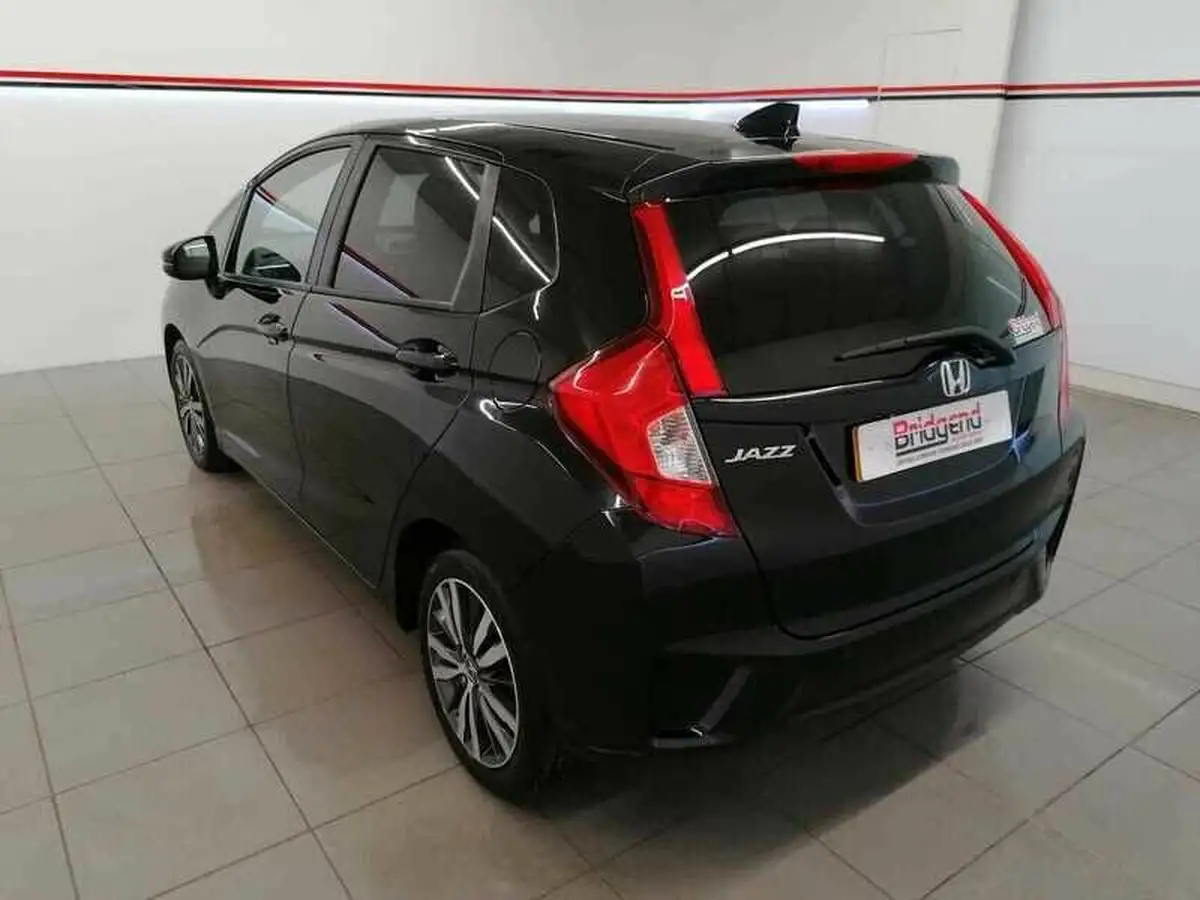 2018-honda-jazz-13-i-vtec-ex-navi-cvt-big-3