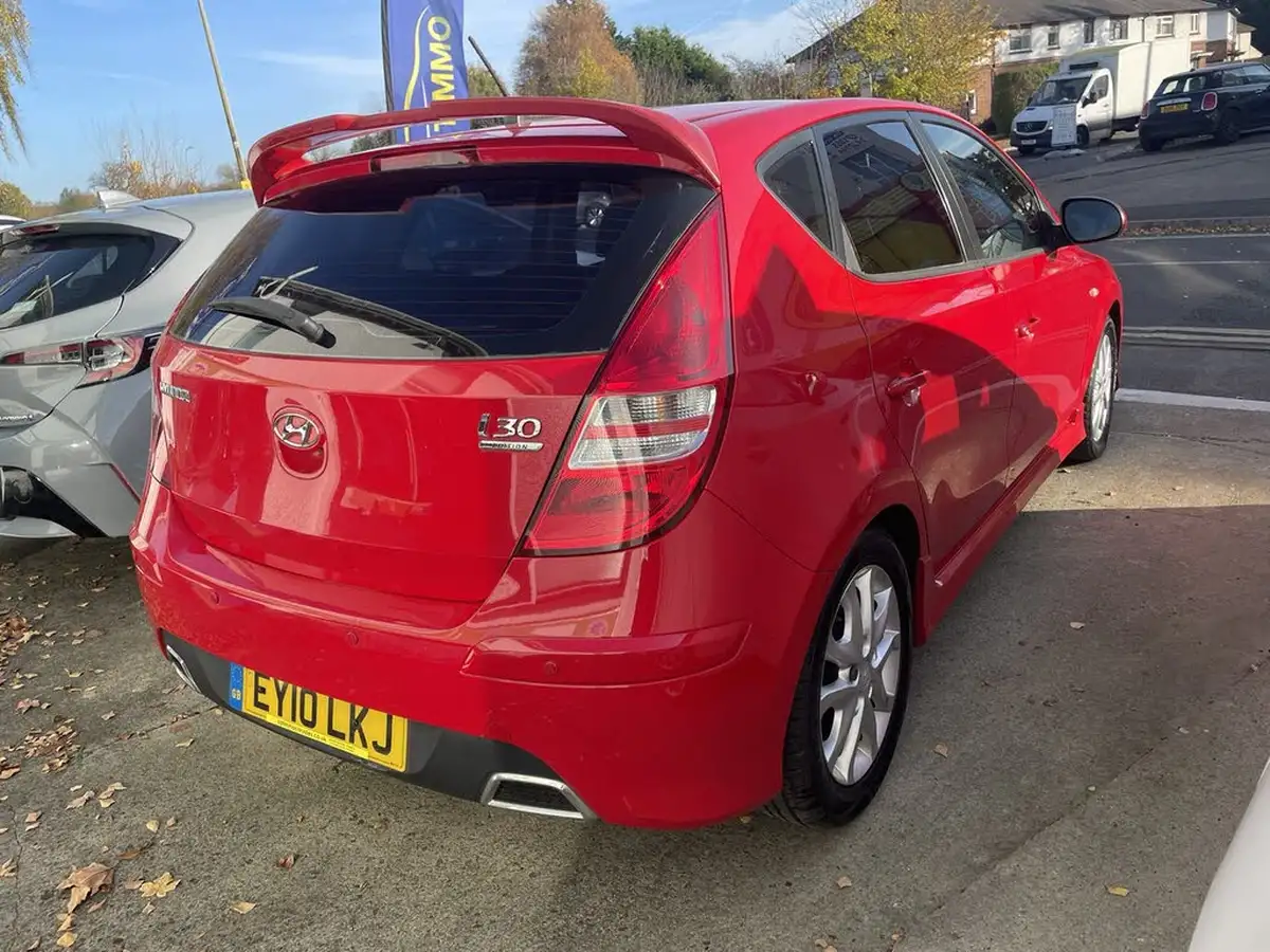 2010-hyundai-i30-16-edition-big-3