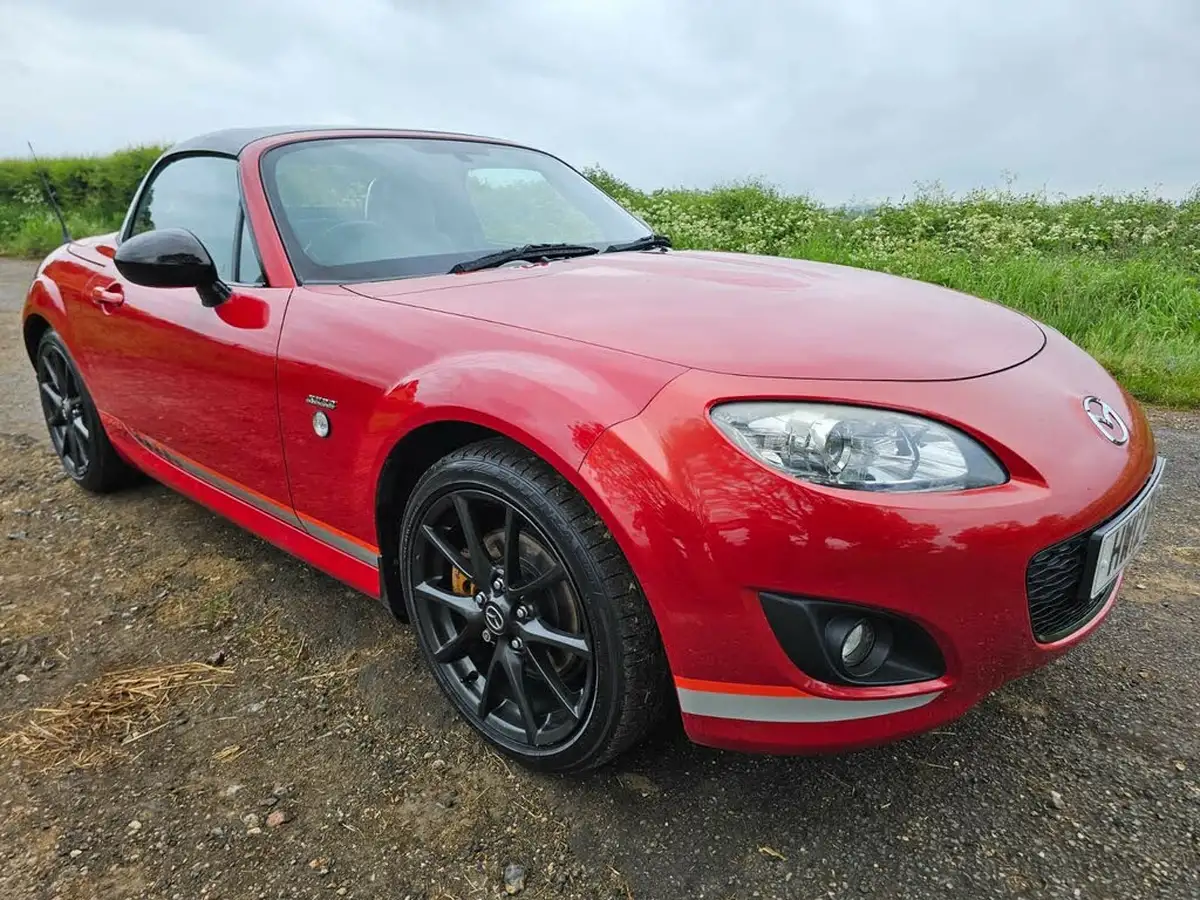 2012-mazda-mx-5-20-kuro-edition-big-3