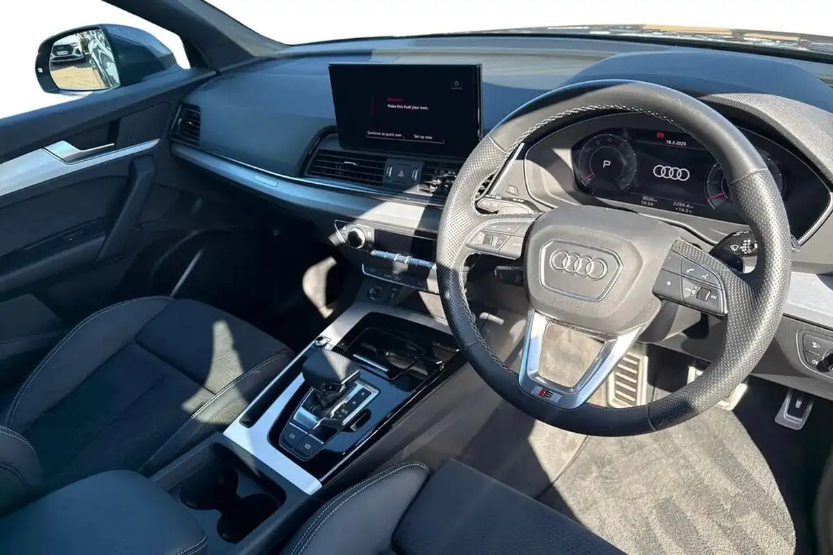 2023-audi-q5-20-45-tfsi-s-line-station-wagon-big-13