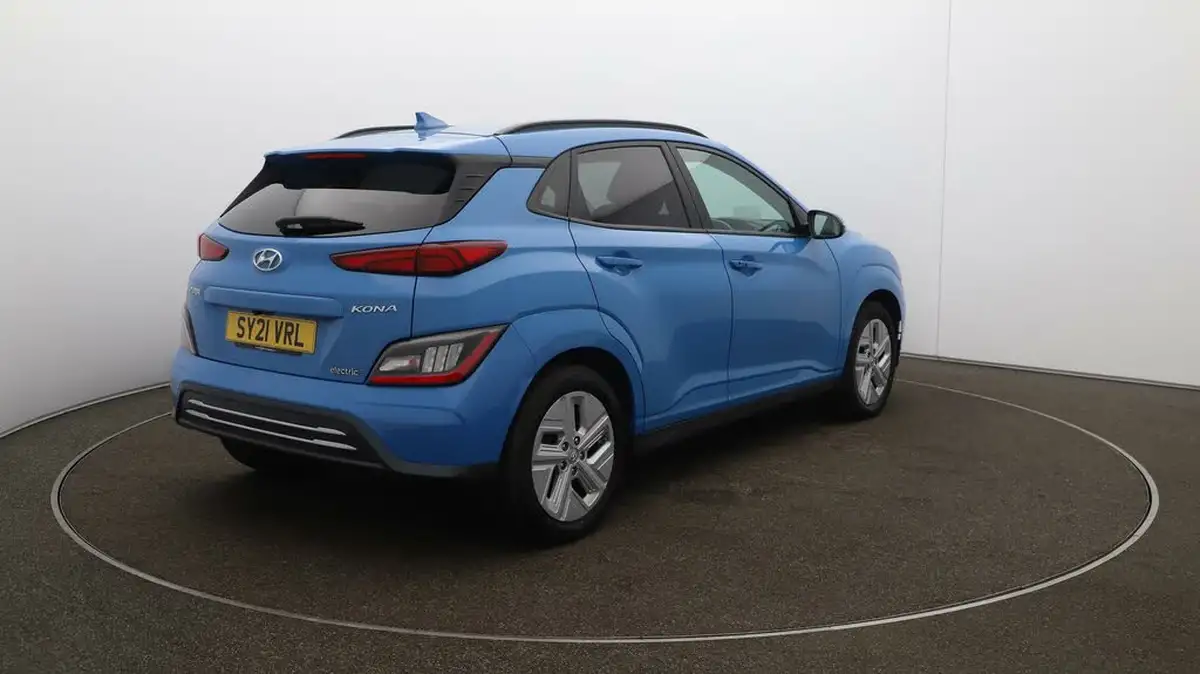 2021-hyundai-kona-e-ultimate-big-54