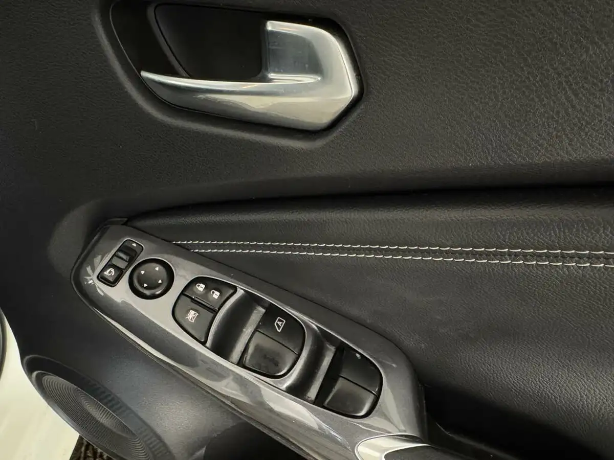2023-nissan-juke-10-dig-t-n-connecta-dct-big-21