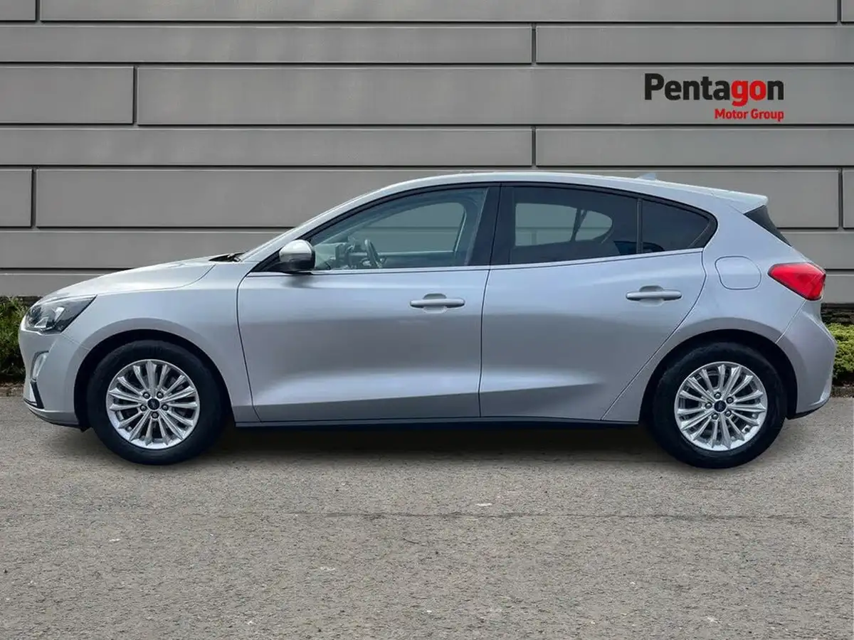 2021-ford-focus-10t-titanium-edition-125ps-hybrid-mhev-hatchback-big-11