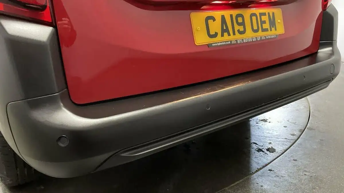 2019-citroen-berlingo-15bluehdi-flair-xl-size-100ps-big-13
