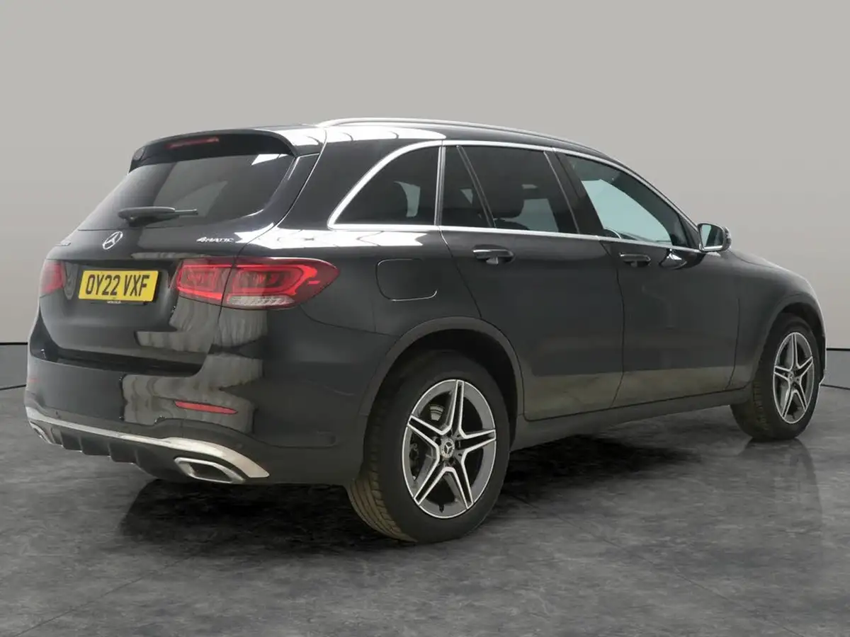 2022-mercedes-benz-glc-class-20d-glc220d-amg-line-195ps-station-wagon-5d-1950cc-4matic-plus-big-11