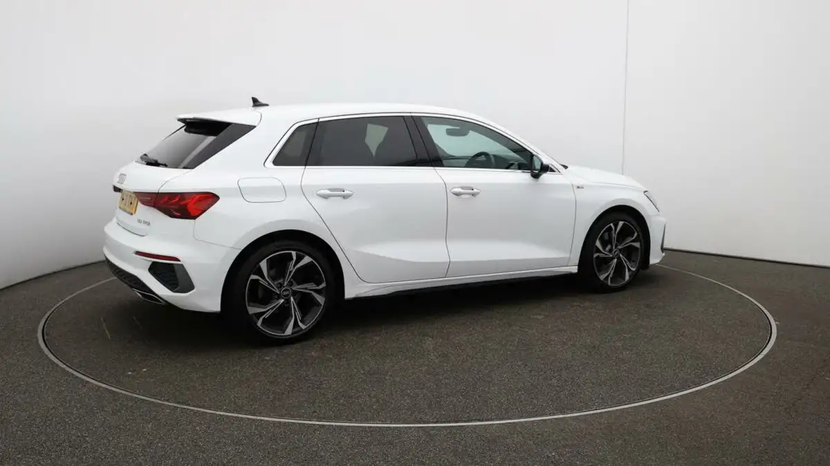 2021-audi-a3-10-30-tfsi-sportback-5d-big-45