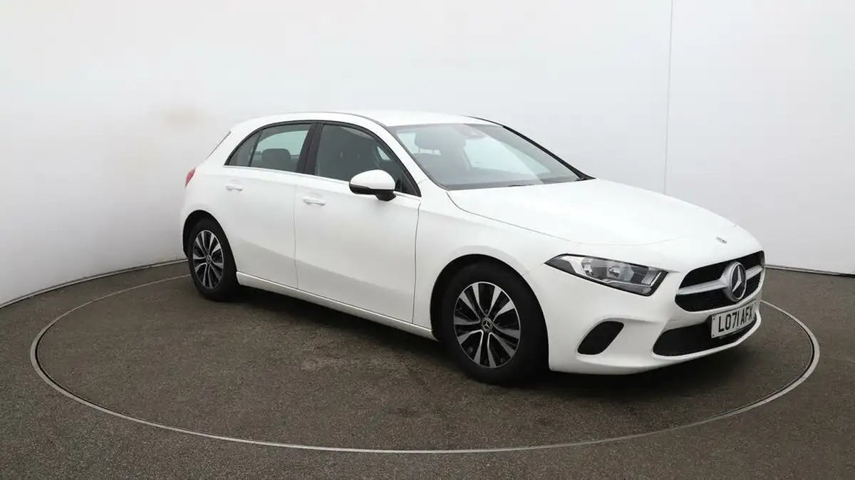 2022-mercedes-benz-a-class-20d-a180d-se-big-41
