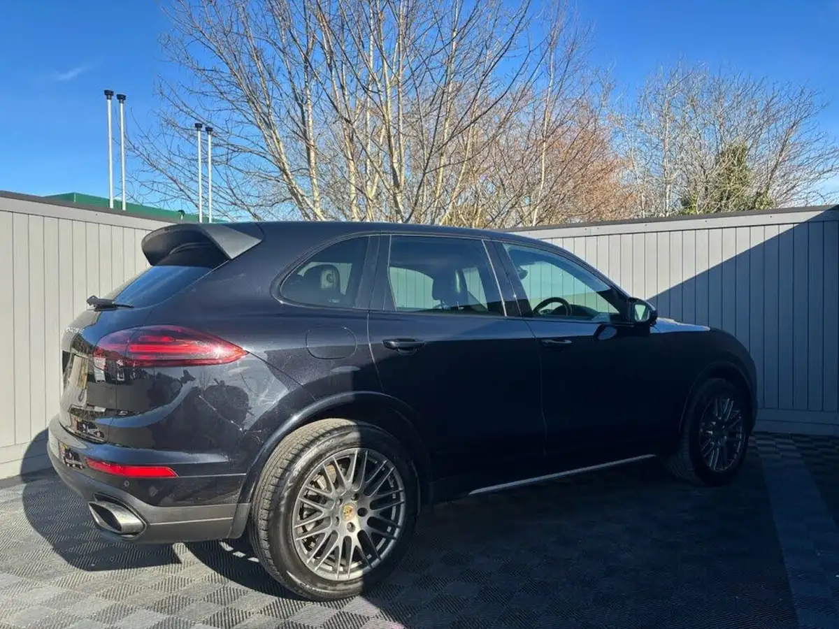 2017-porsche-cayenne-30td-diesel-platinum-edition-big-11