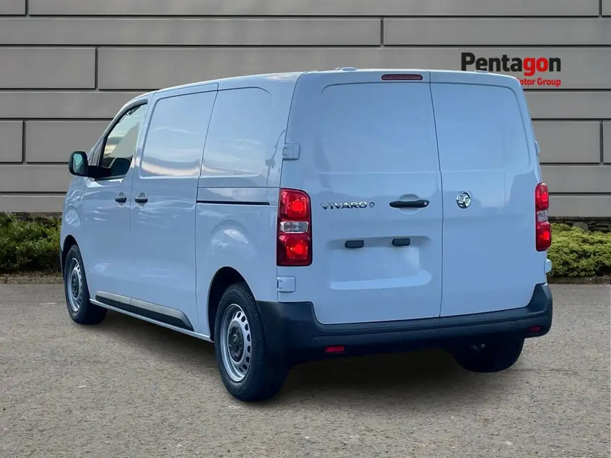 2024-vauxhall-vivaro-e-3100-75kwh-l1h1-prime-panel-van-big-1