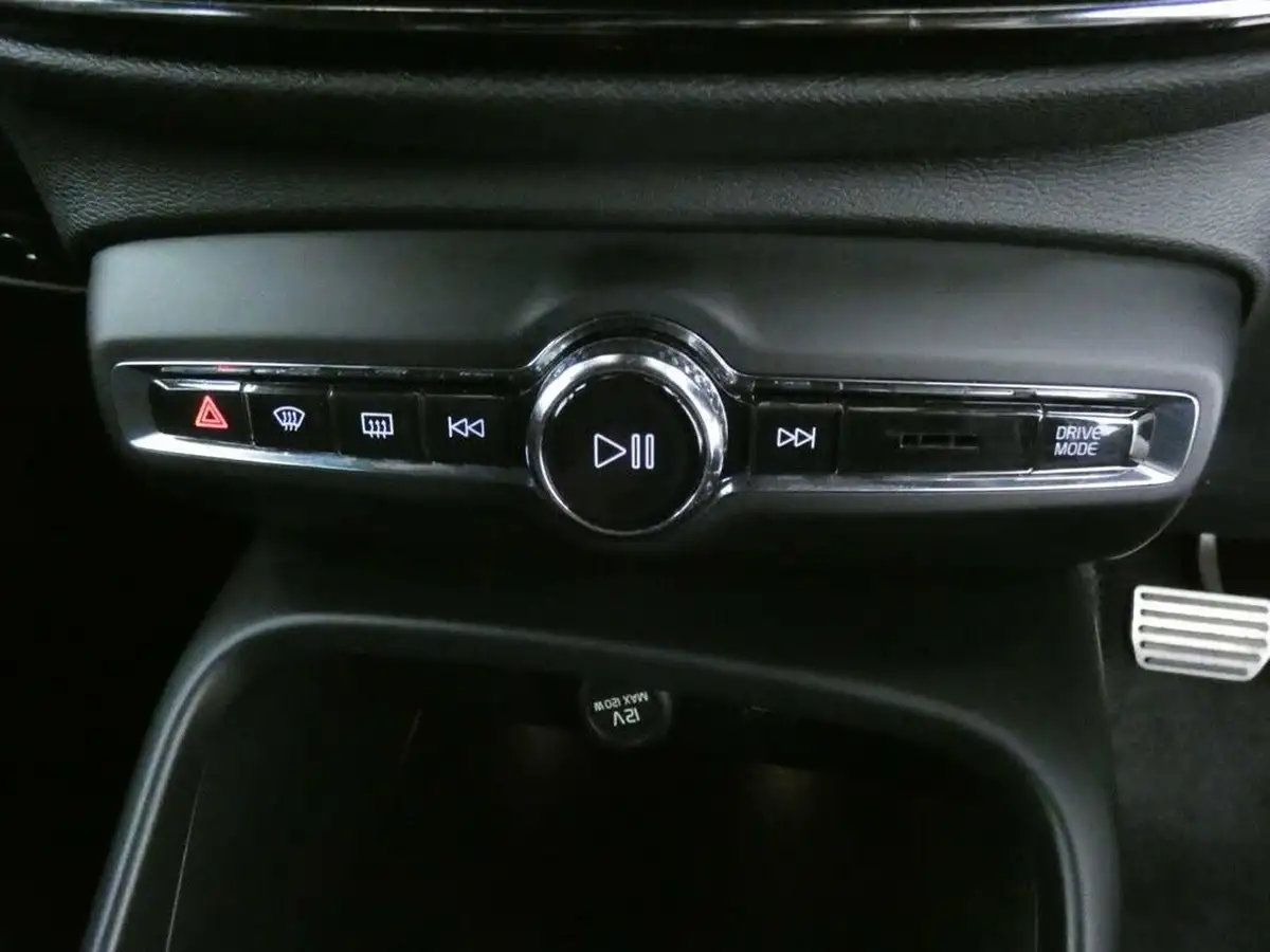 2020-volvo-xc40-15-t3-r-design-geartronic-big-14