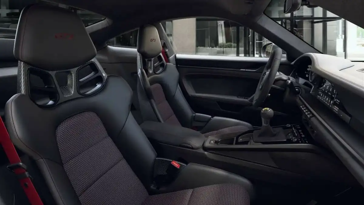 2021-porsche-911-40-gt3-rwd-big-6