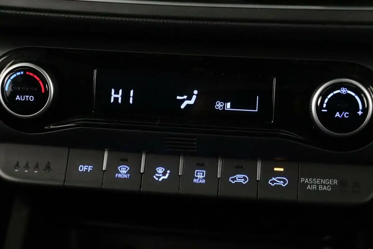 2021-hyundai-kona-10-t-gdi-premium-48-volt-mhev-big-23