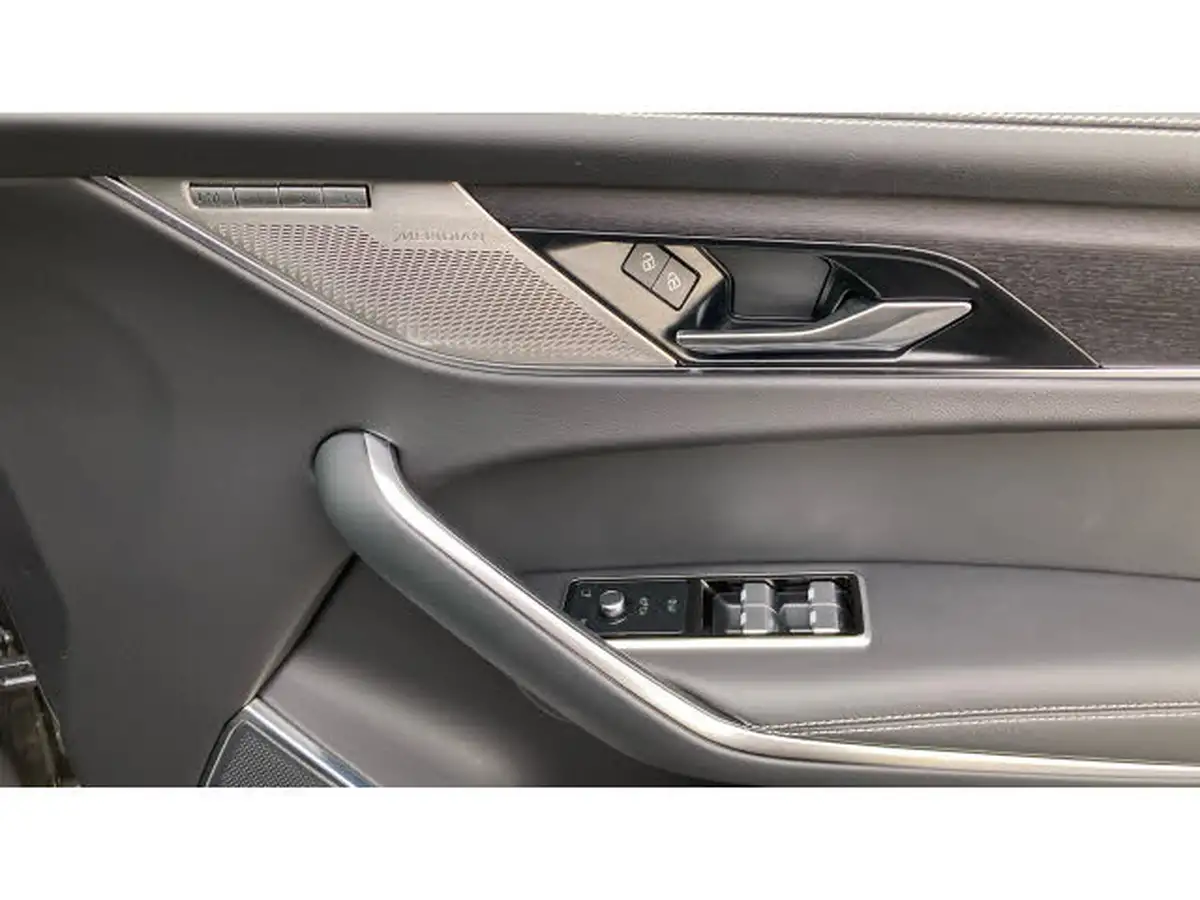 2023-jaguar-f-pace-20-d200-r-dynamic-hse-black-big-34