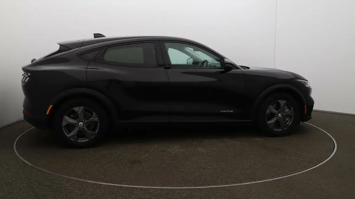 2022-ford-mustang-mach-e-e-standard-range-big-41