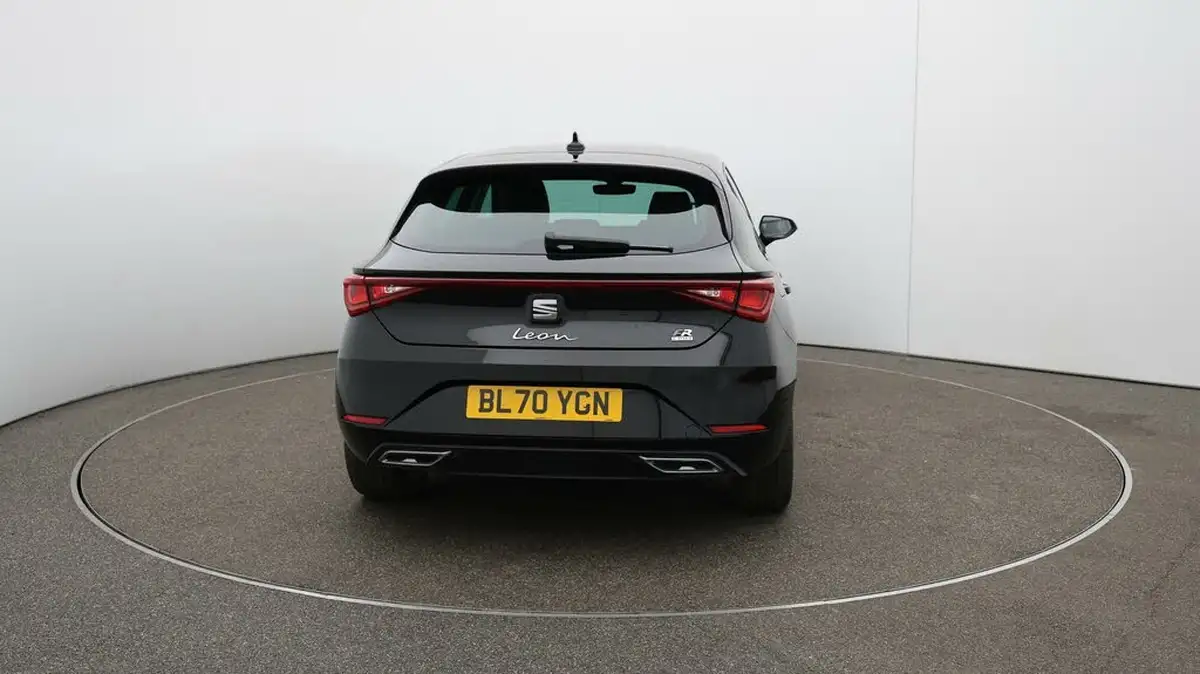 2020-seat-leon-14-e-hybrid-fr-hatchback-big-6