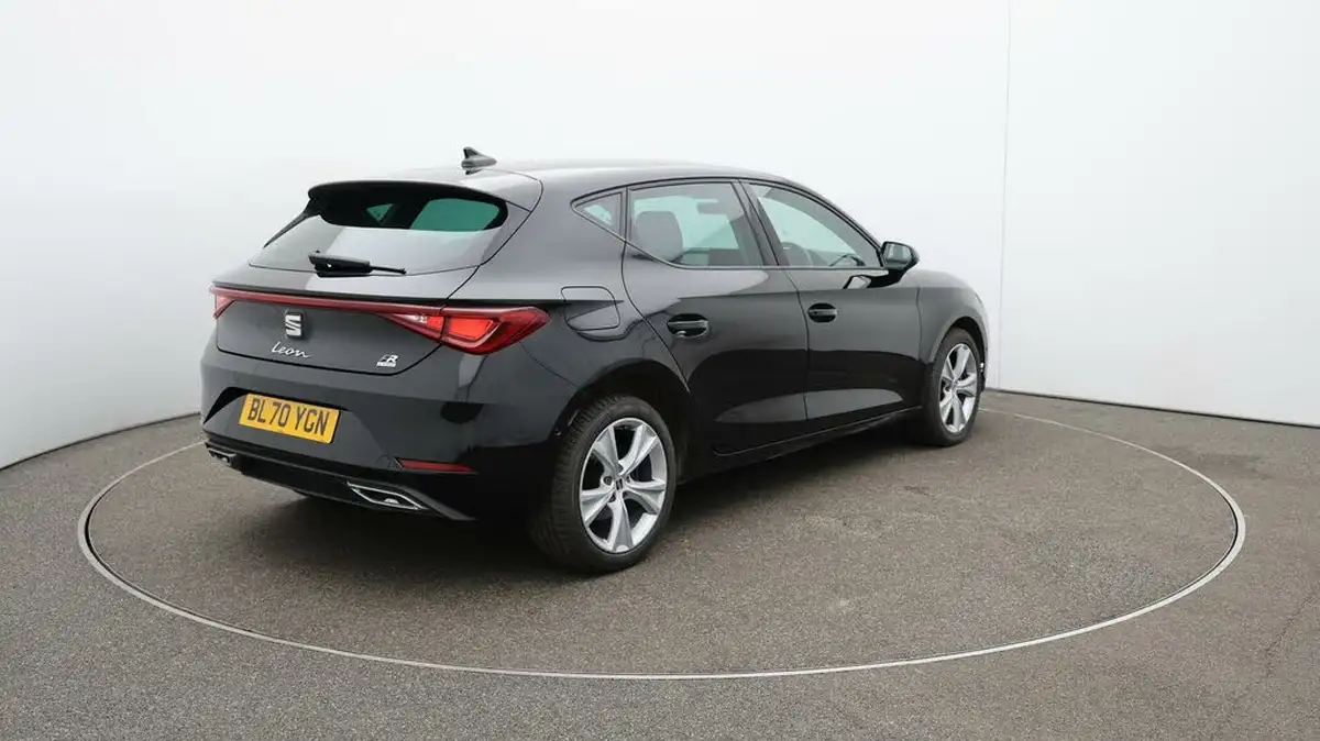 2020-seat-leon-14-e-hybrid-fr-hatchback-big-54