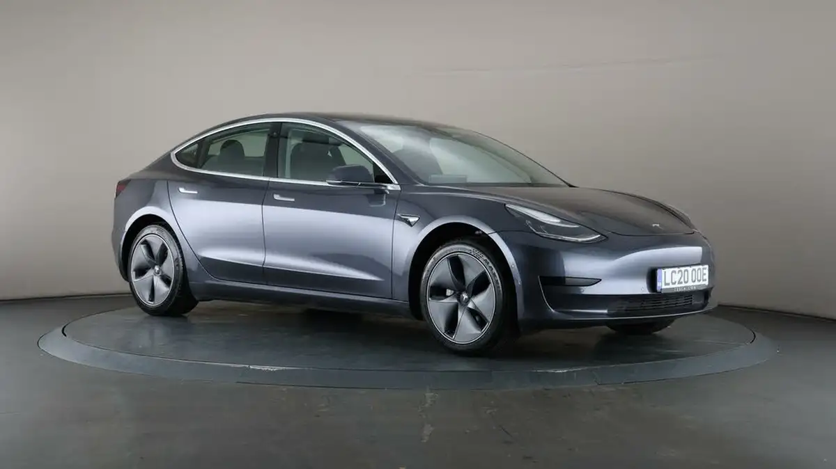 2020-tesla-model-3-e-standard-plus-big-51