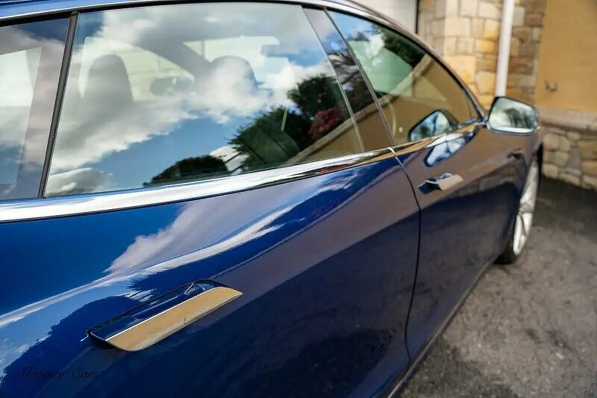 2019-tesla-model-s-e-100d-big-14