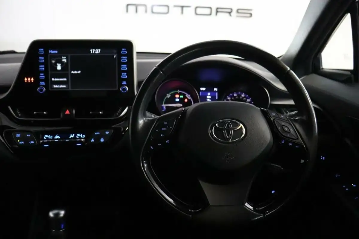 2021-toyota-c-hr-18-vvt-i-icon-big-12