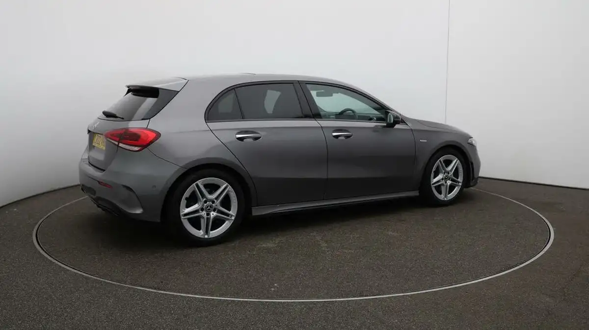 2022-mercedes-benz-a-class-13-a200-amg-line-premium-plus-edition-hatchback-5d-7g-dct-big-47