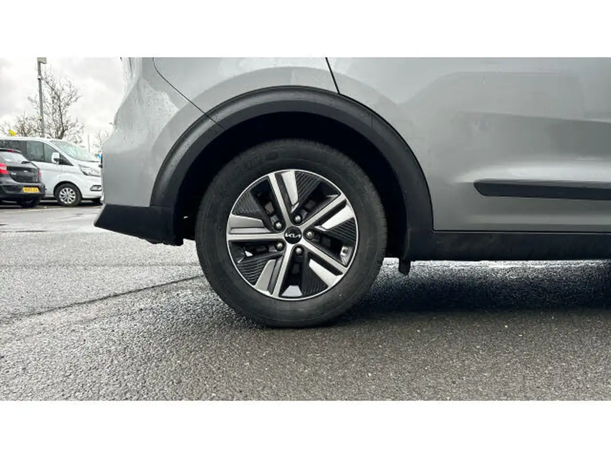 2022-kia-niro-16-gdi-2-139bhp-156kwh-big-6